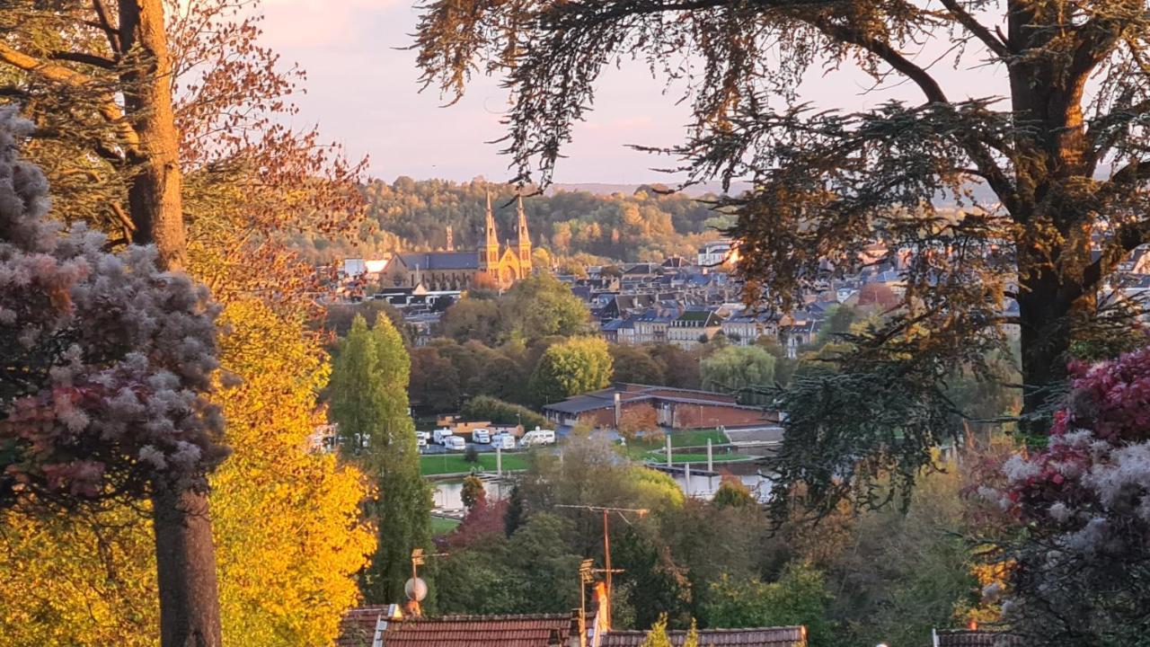 Villa Avec Vue Panoramique Charleville-Mézières Exteriör bild
